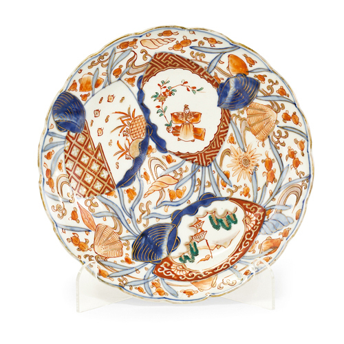 Sub.:6 - Lote: 153 - Plato de porcelana japonesa de estilo Imari, periodo Meiji, ca. 1879-1897.