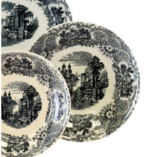 Sub.:6 - Lote: 264 - Seis platos llanos de La Cartuja con decoración en blanco y negro.