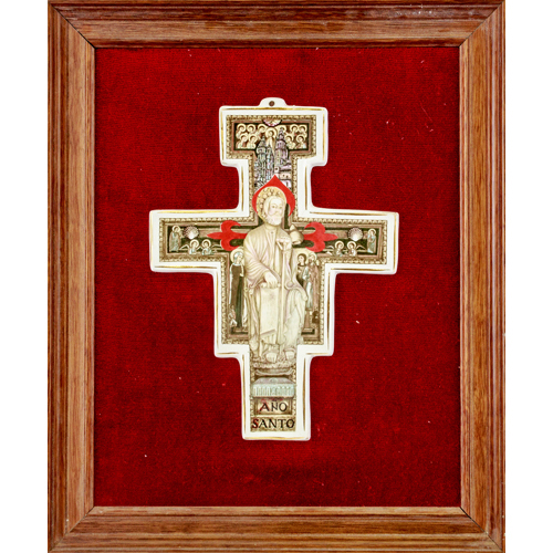 Sub.:6 - Lote: 241 - Cruz. Escena sobre porcelana. Con motivos del año santo compostelano.